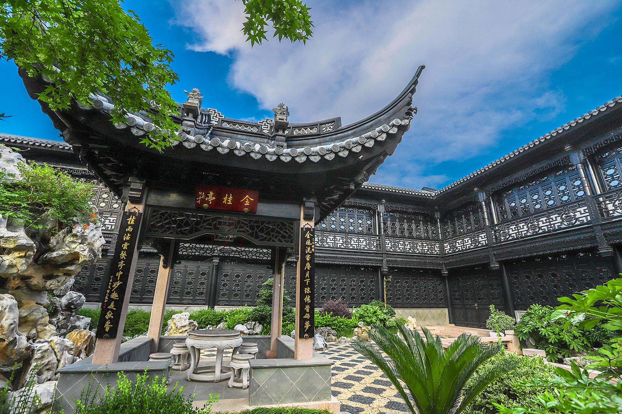 Royal Garden Hotel Shanghai-Free Shuttle To And From Disney & Pvg & Close Metro Line2 Easy To Sha New Expo מראה חיצוני תמונה