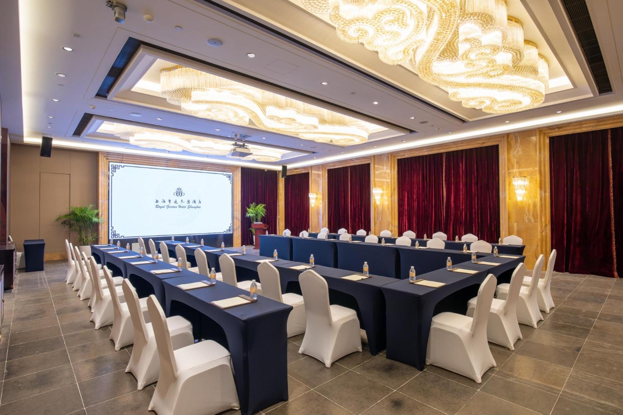 Royal Garden Hotel Shanghai-Free Shuttle To And From Disney & Pvg & Close Metro Line2 Easy To Sha New Expo מראה חיצוני תמונה