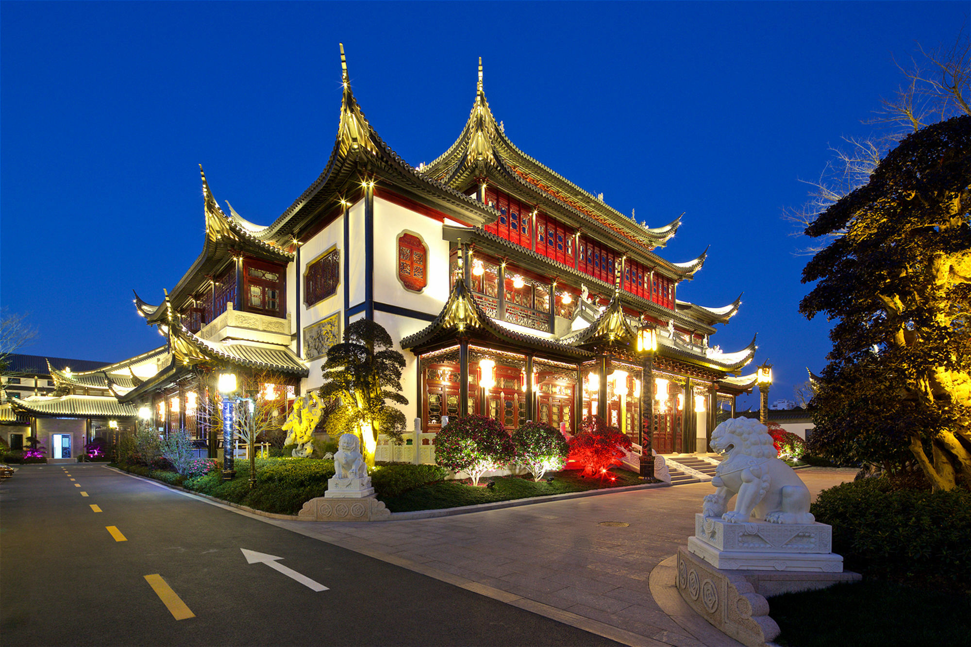 Royal Garden Hotel Shanghai-Free Shuttle To And From Disney & Pvg & Close Metro Line2 Easy To Sha New Expo מראה חיצוני תמונה